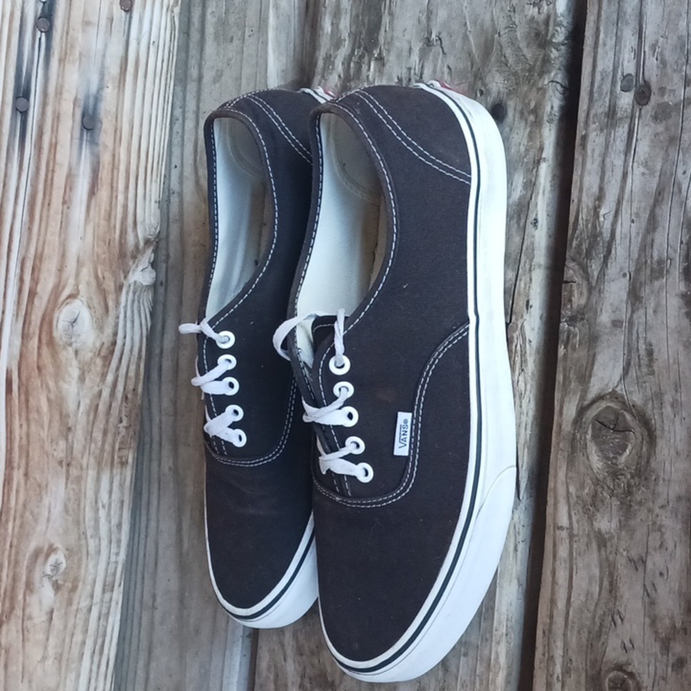 Vans low tops